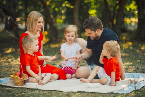 Ultimo giorno di scuola famiglia insieme