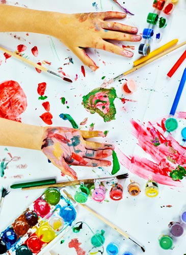 Metodologia clil infanzia Milano: laboratorio pittura